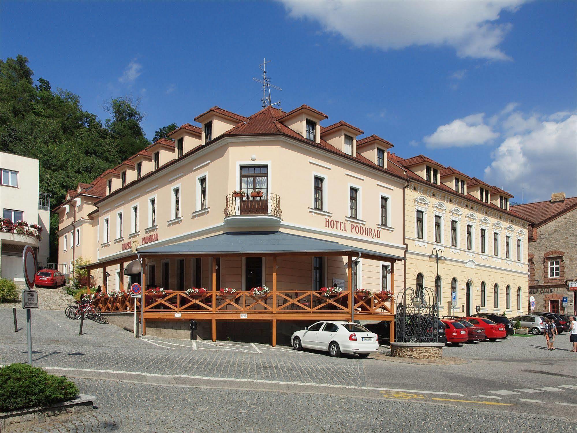 Hotel Podhrad Hluboká nad Vltavou Buitenkant foto
